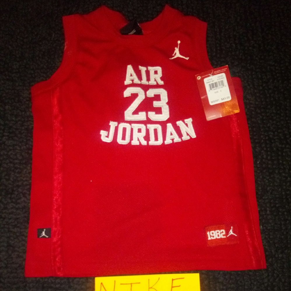 NIKE JORDAN JERSEY